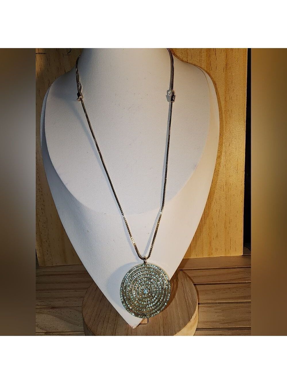 Tablbot Elegant Gold Crystal  Pendant Necklace